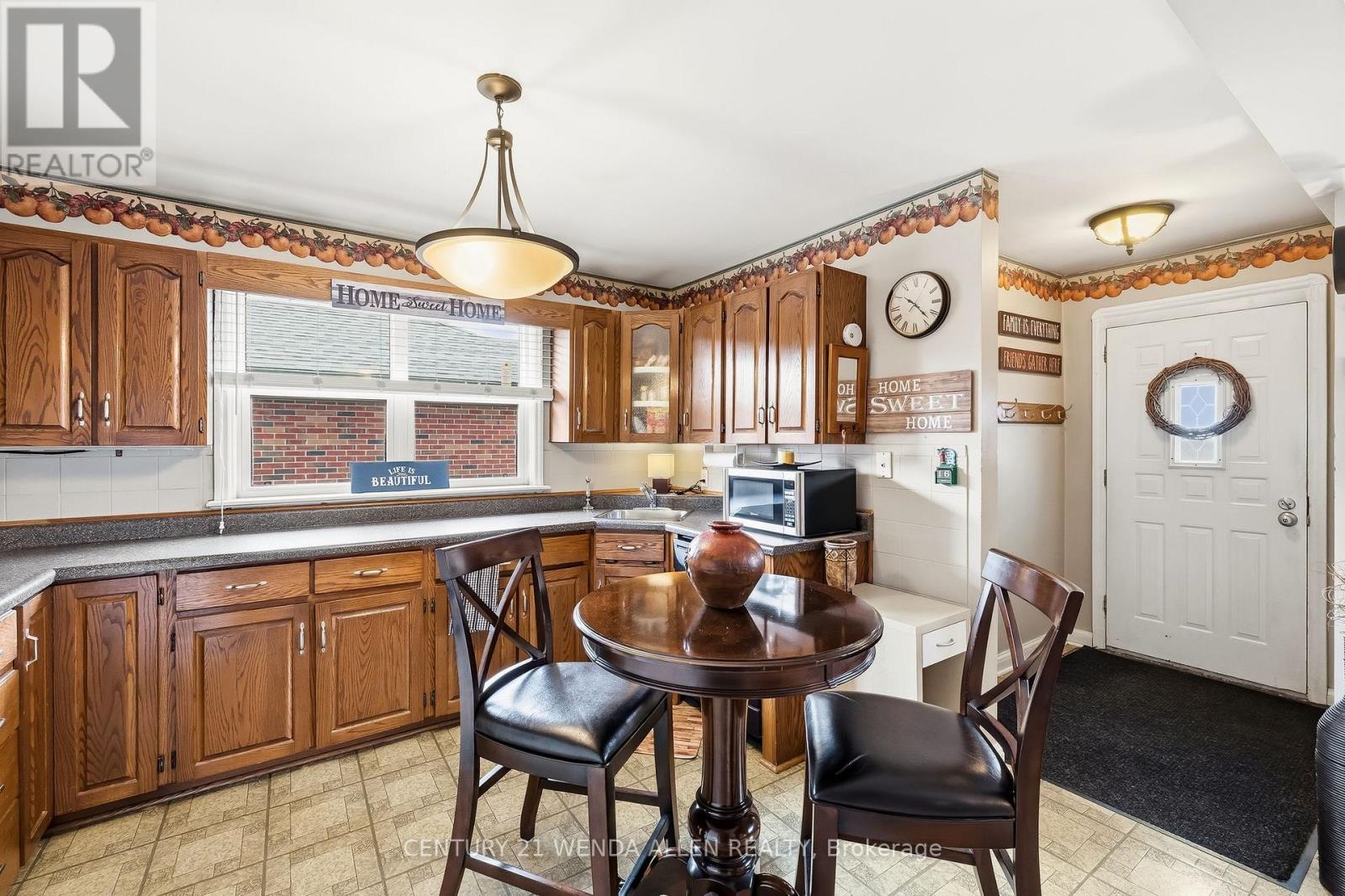 325 HIGHLAND AVENUE - 5