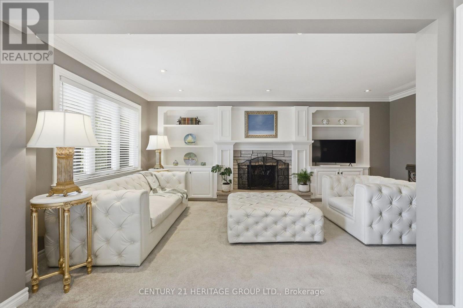 366 AMBERLEE COURT - 10