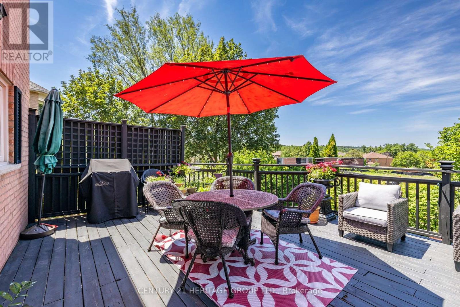 366 AMBERLEE COURT - 28