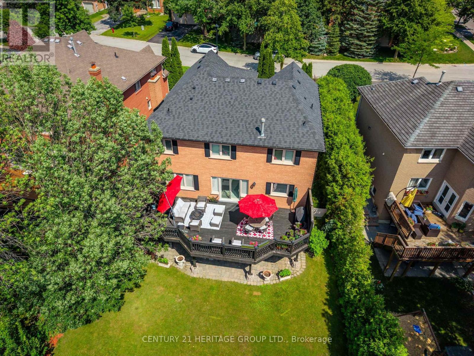 366 AMBERLEE COURT - 40