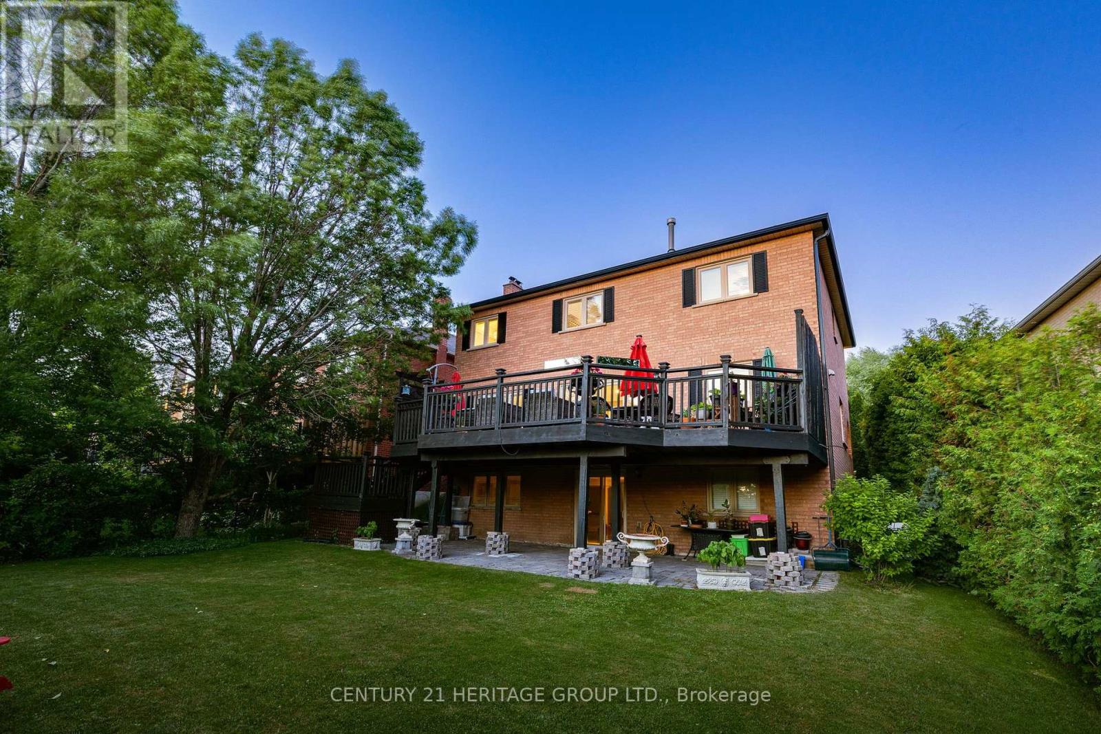 366 AMBERLEE COURT - 49