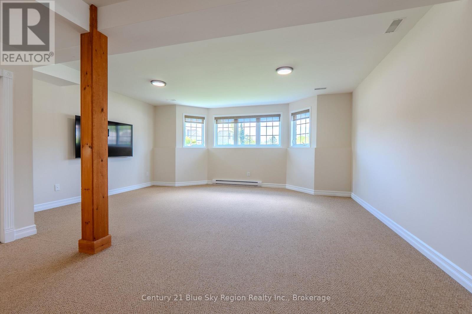 28 STONE MANOR DRIVE - 25