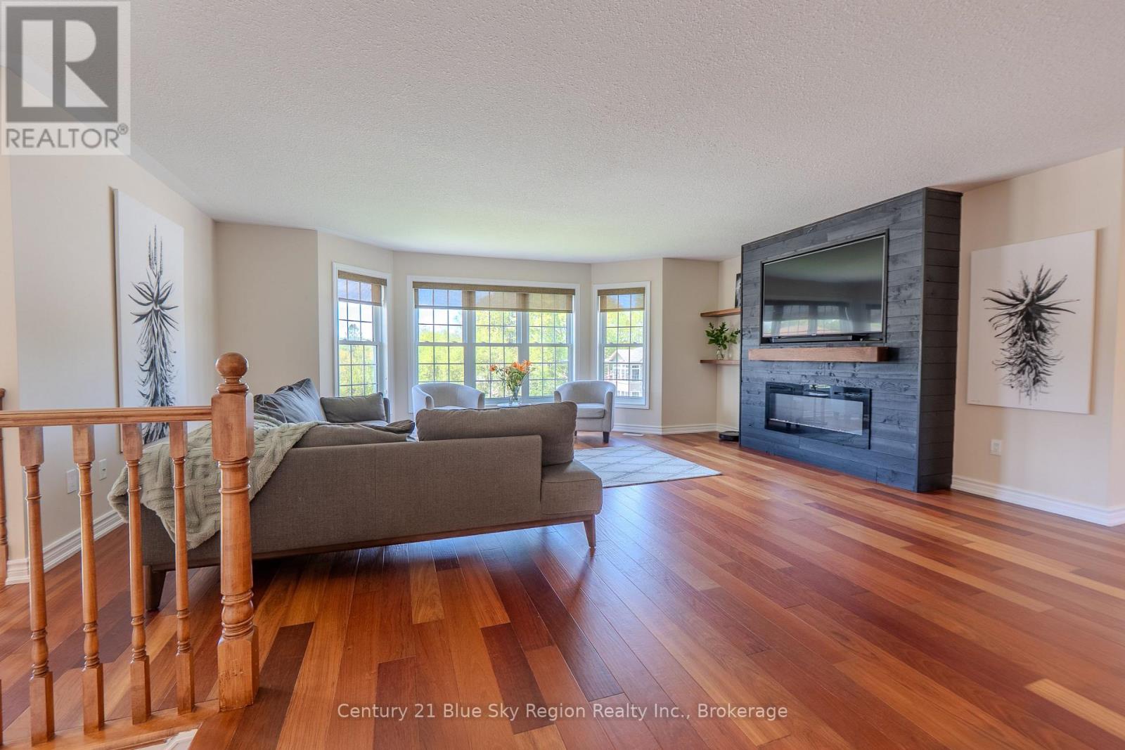 28 STONE MANOR DRIVE - 8