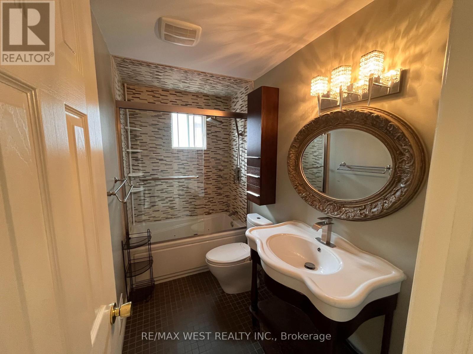 568 DUFFERIN STREET - Image 10