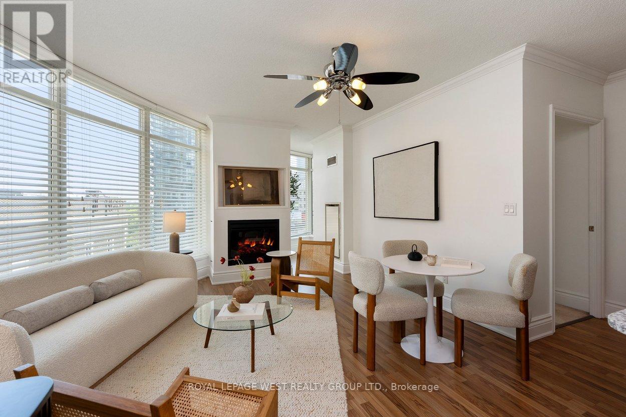 #802 8 SCOLLARD STREET - 12