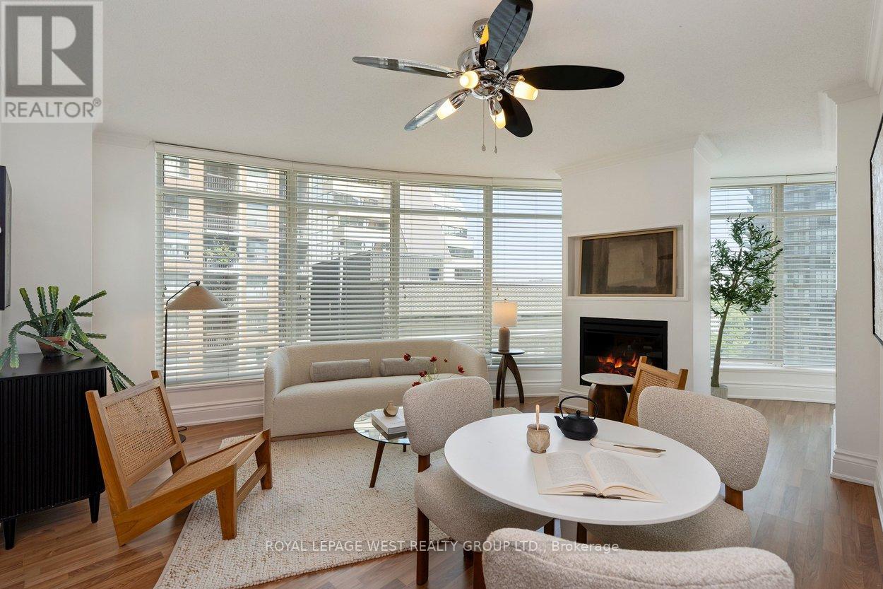 #802 8 SCOLLARD STREET - 13