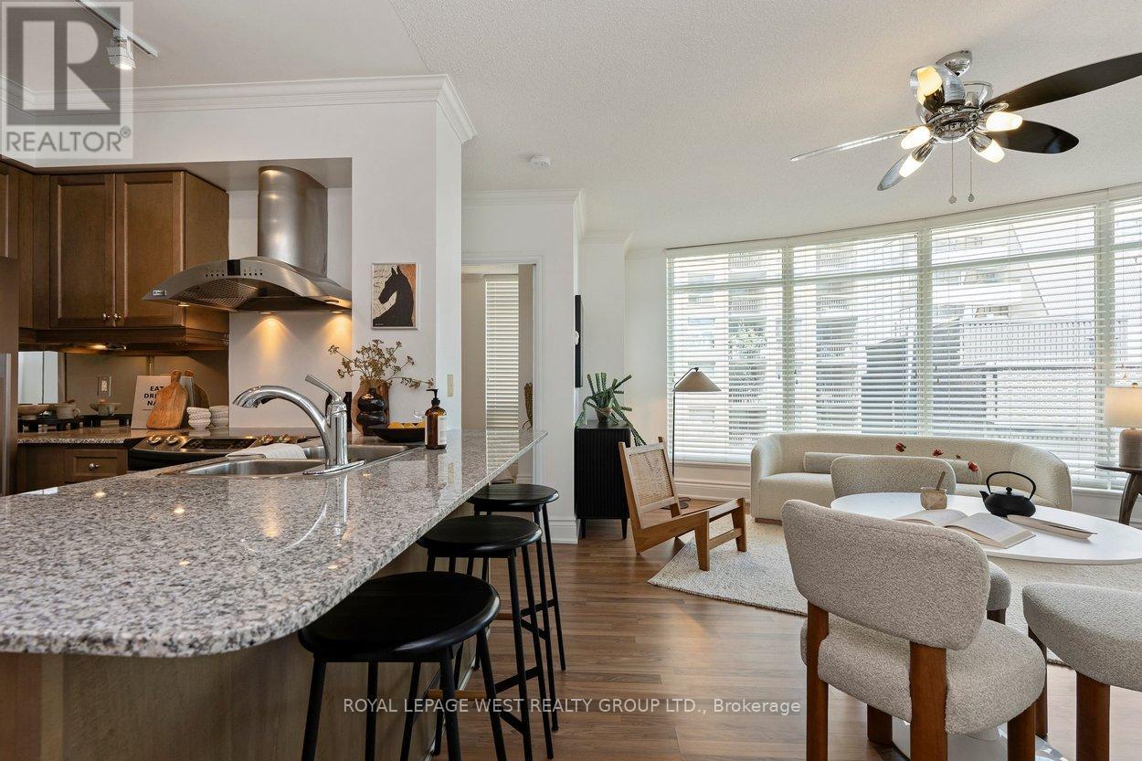 #802 8 SCOLLARD STREET - 9
