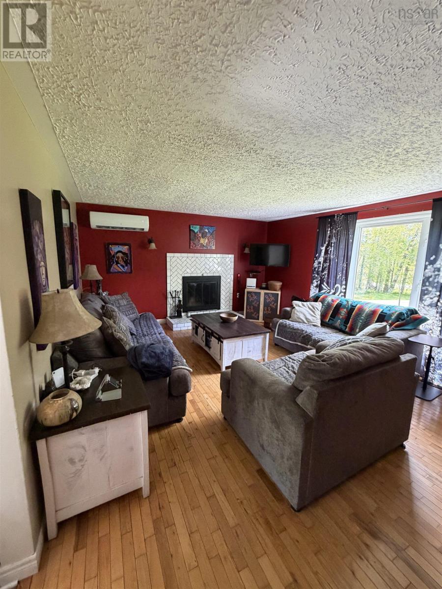 2547 Pleasant Valley Road - 8