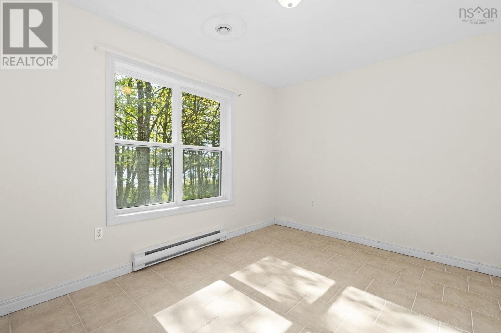 285 Chalet Drive - 16