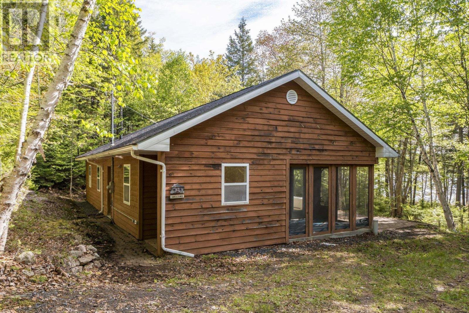 285 Chalet Drive - 26