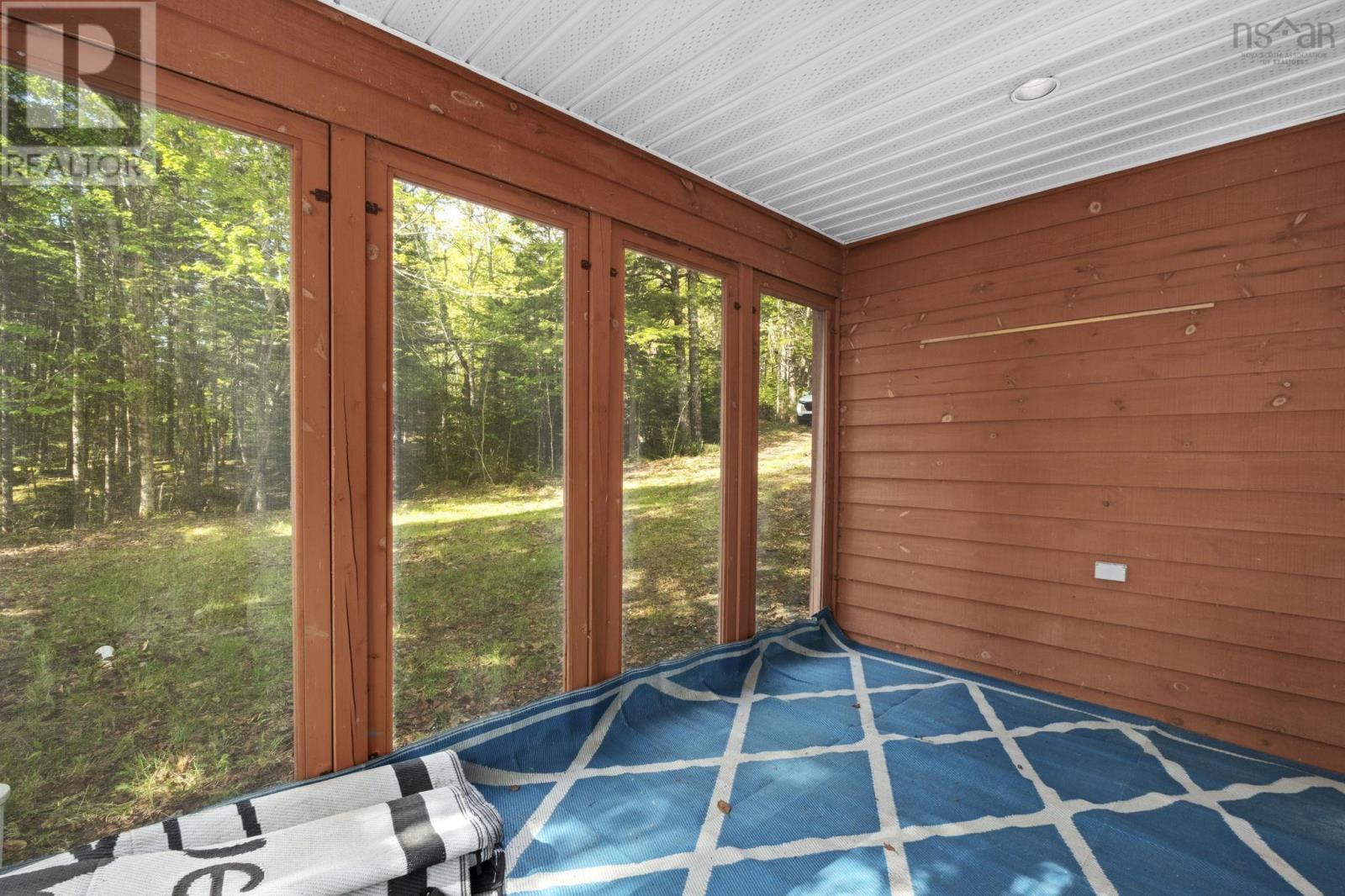 285 Chalet Drive - 25