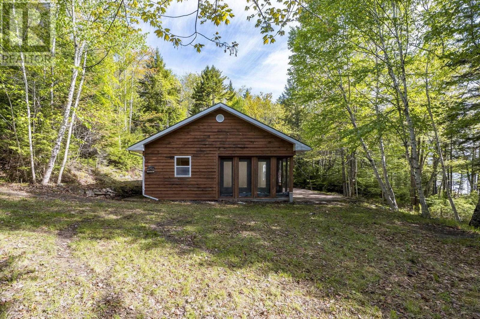 285 Chalet Drive - 27