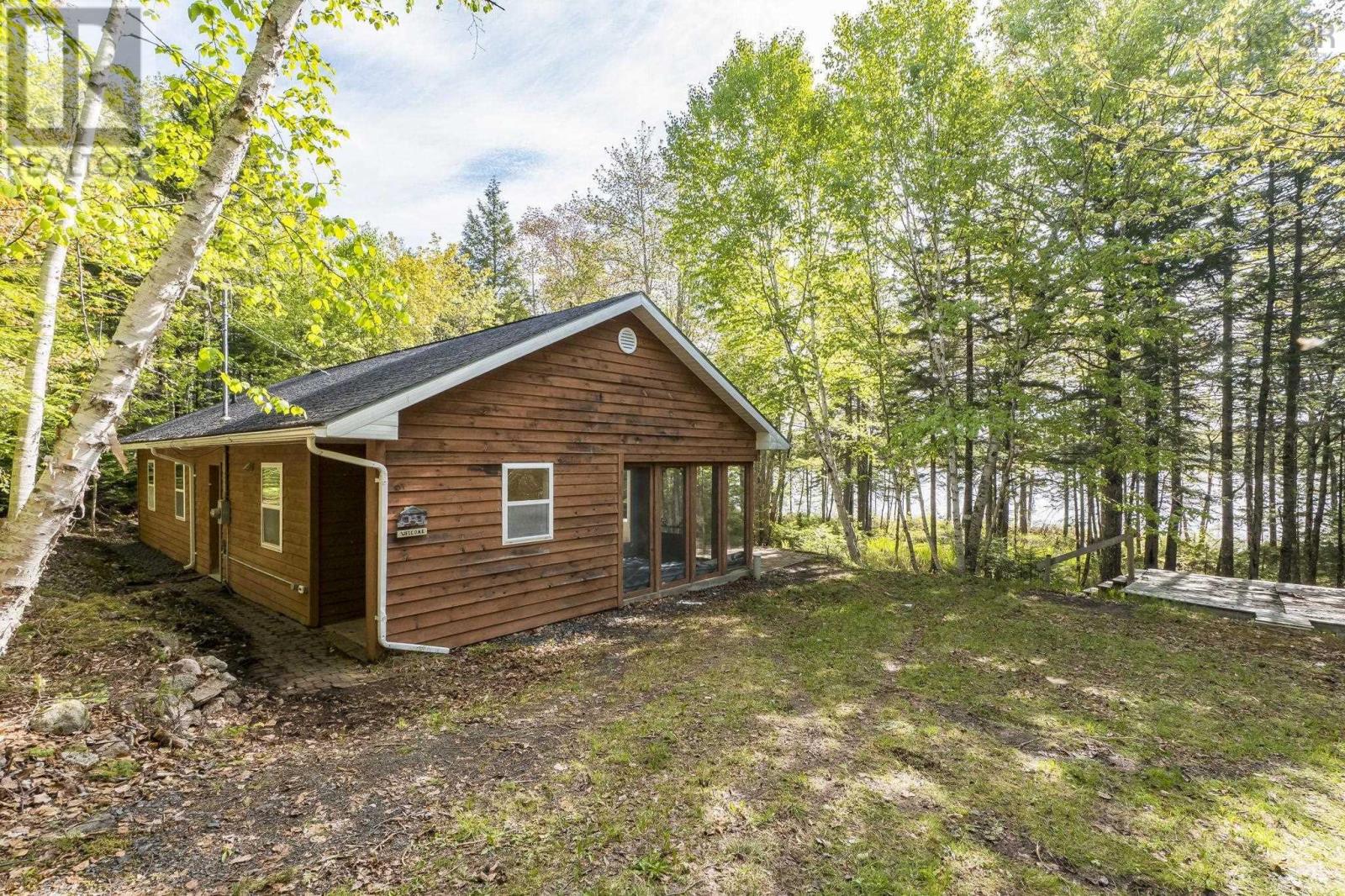 285 Chalet Drive - 4