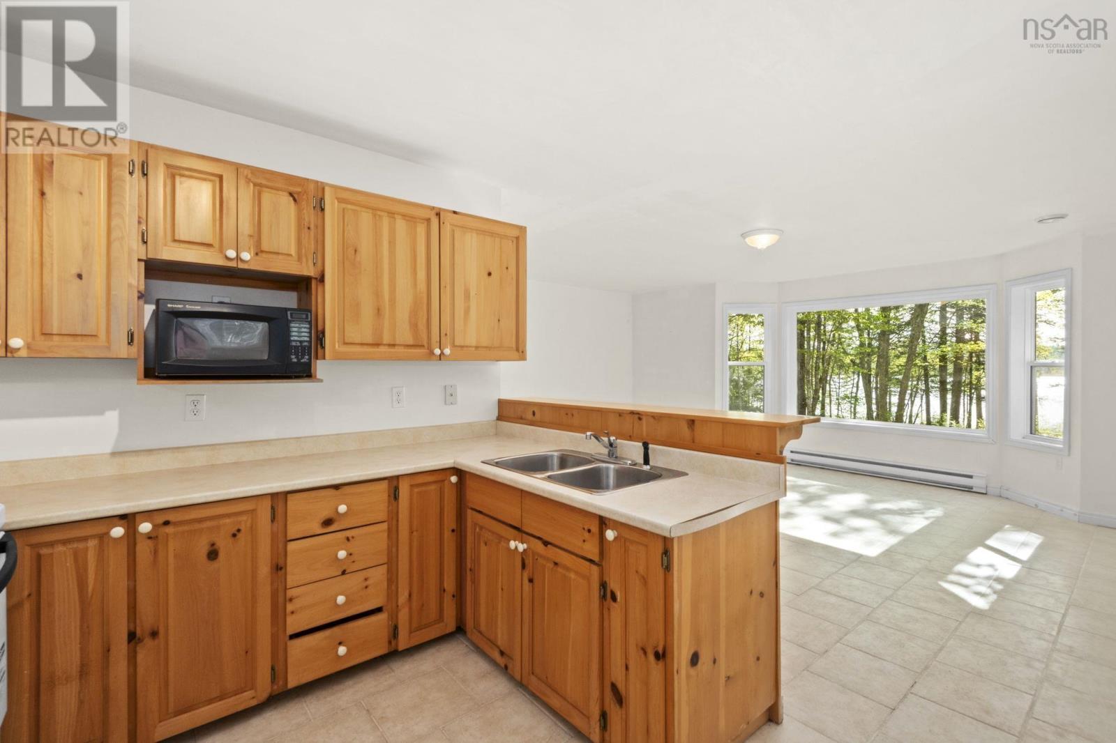 285 Chalet Drive - 8