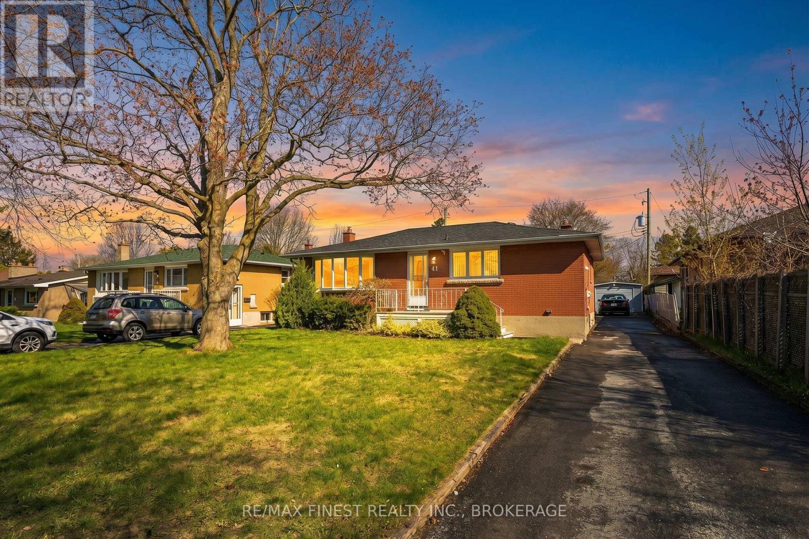 41 CAMPBELL CRESCENT - 1