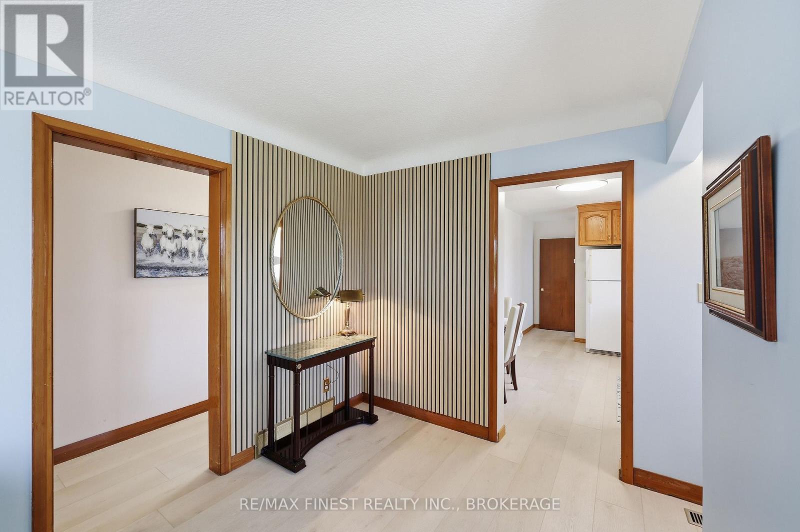 41 CAMPBELL CRESCENT - 10