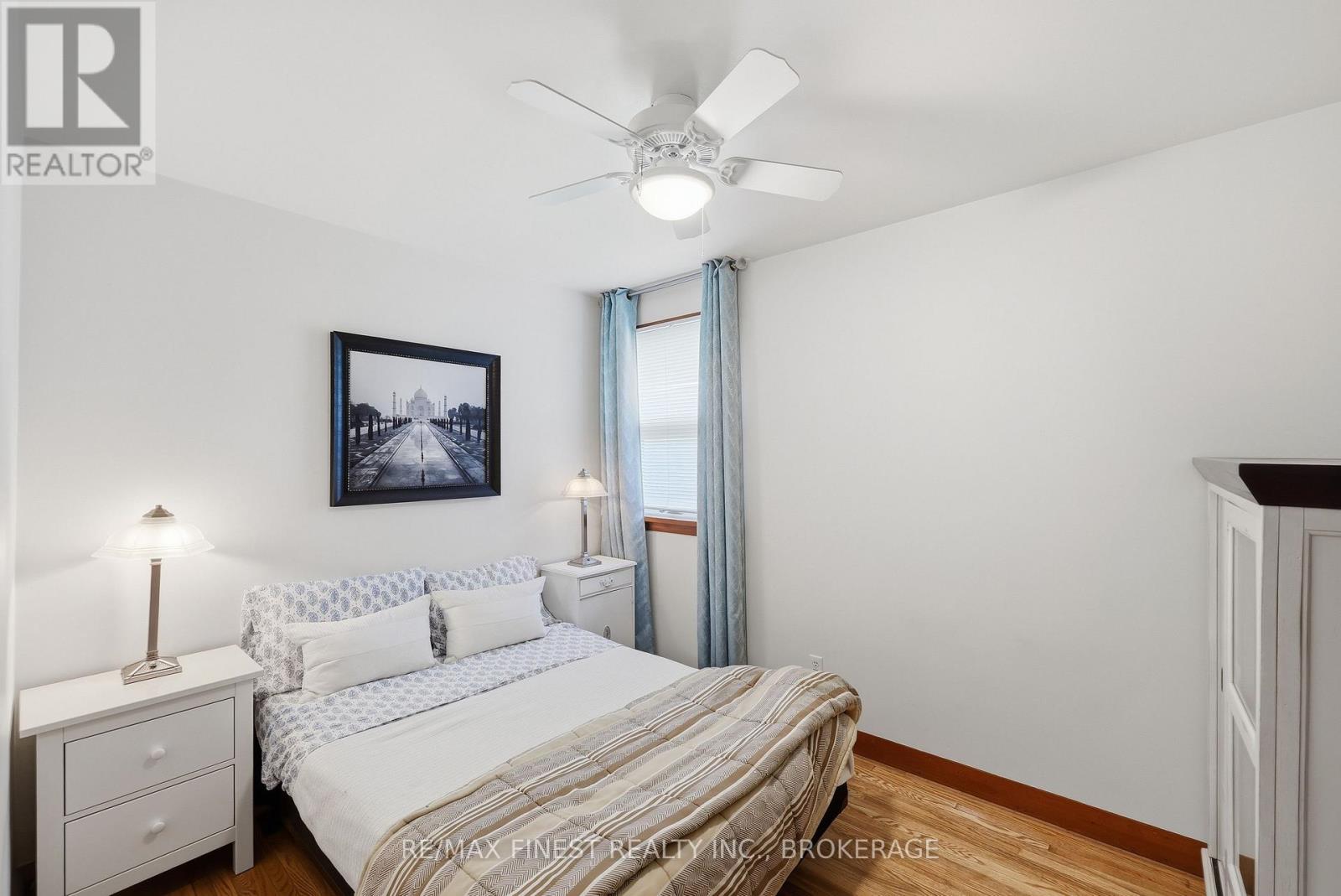 41 CAMPBELL CRESCENT - 20