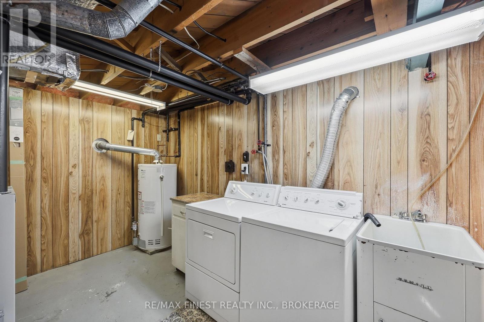 41 CAMPBELL CRESCENT - 31