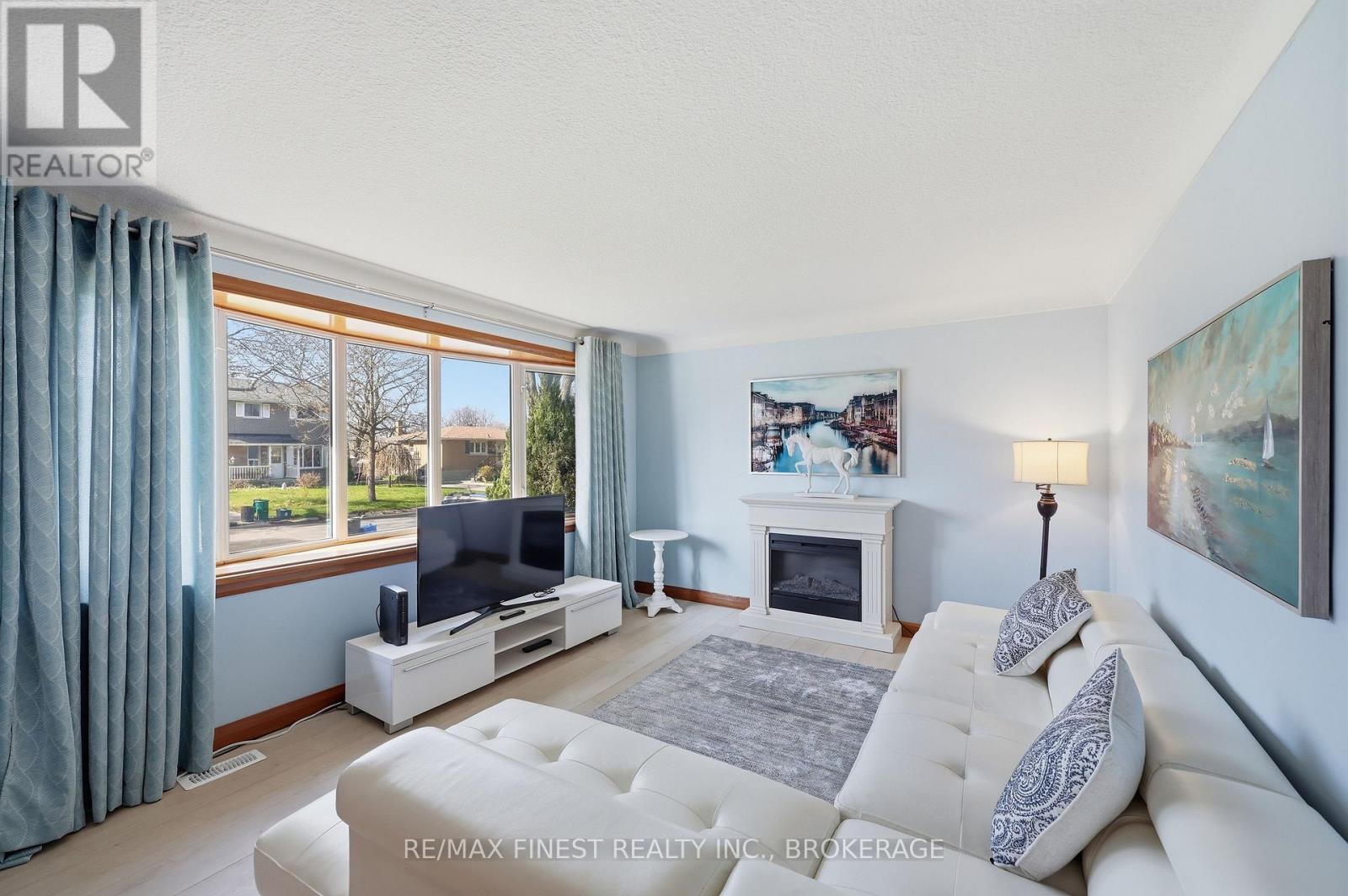 41 CAMPBELL CRESCENT - 7
