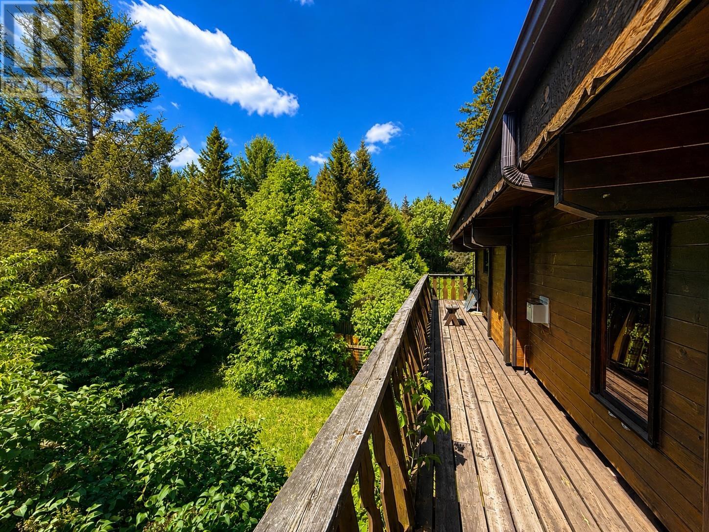 1299 Victor ST - 38
