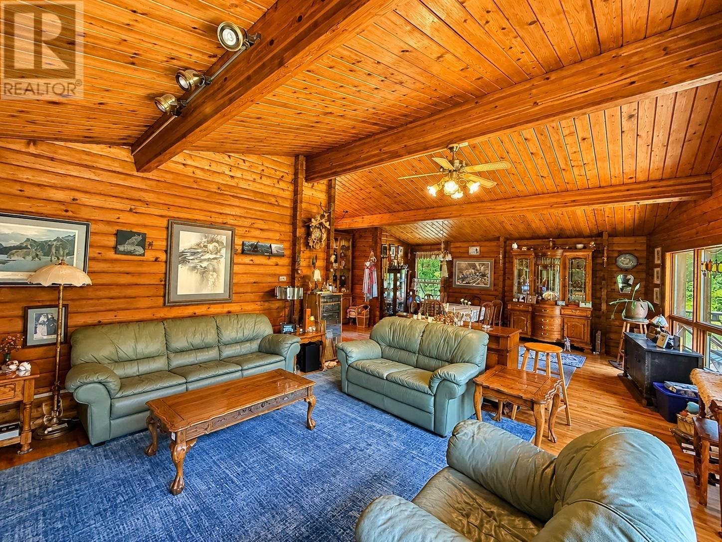 1299 Victor ST - 33