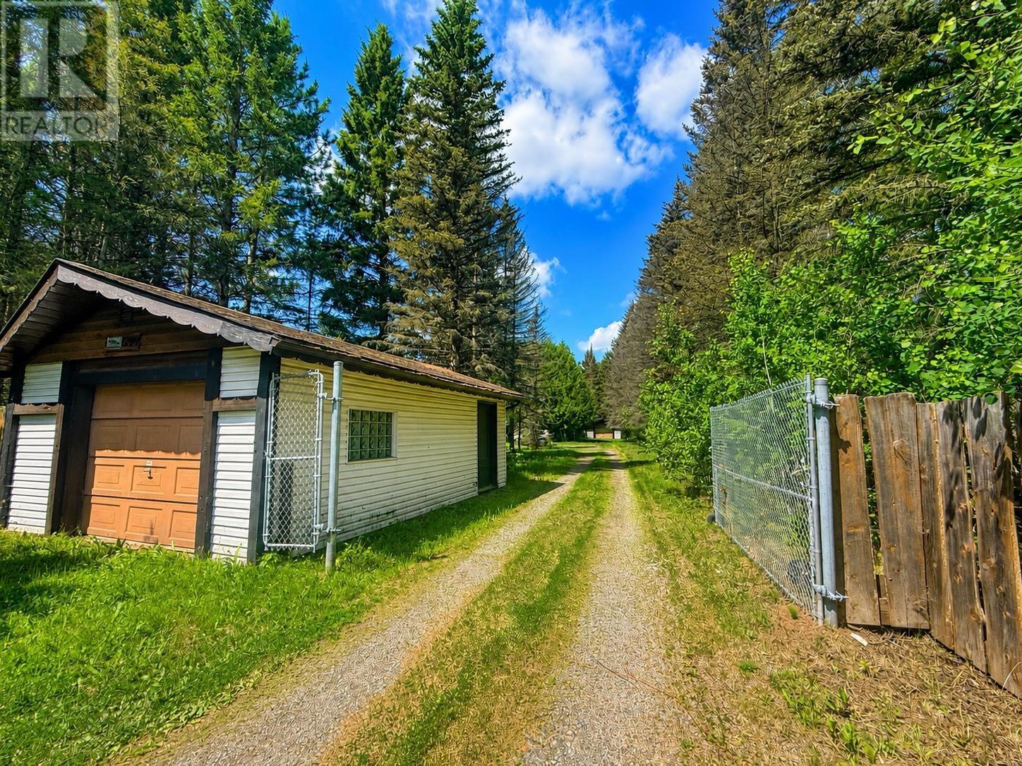 1299 Victor ST - 49