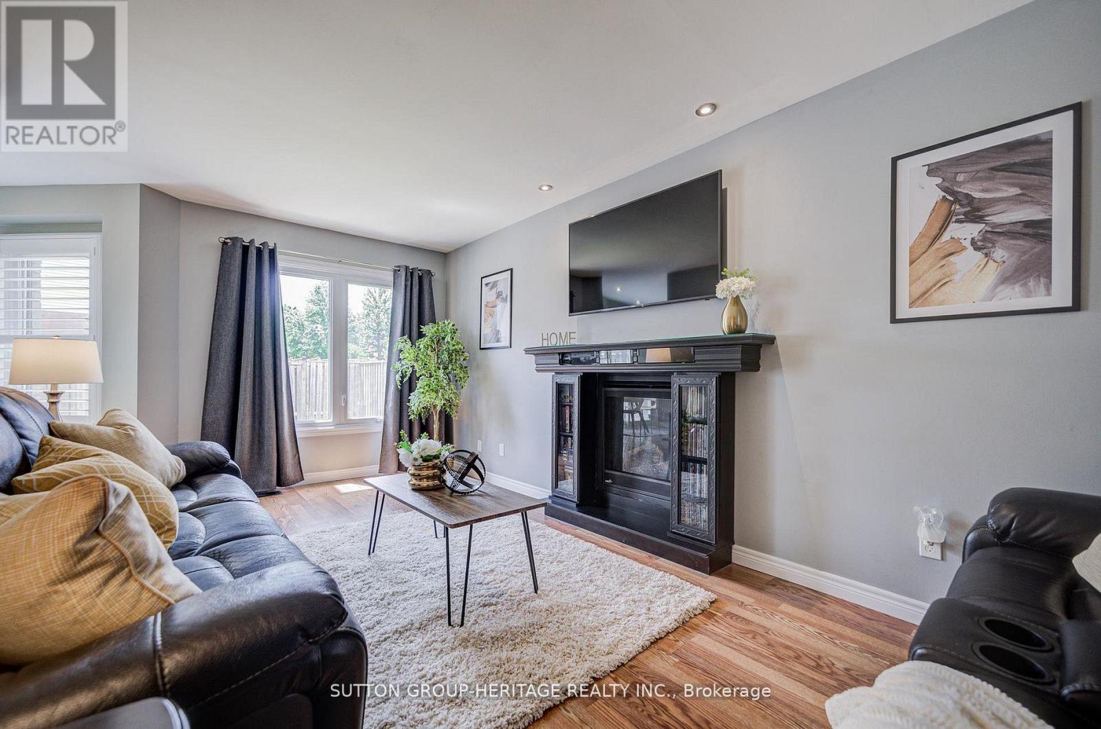 138 REED DRIVE - 16