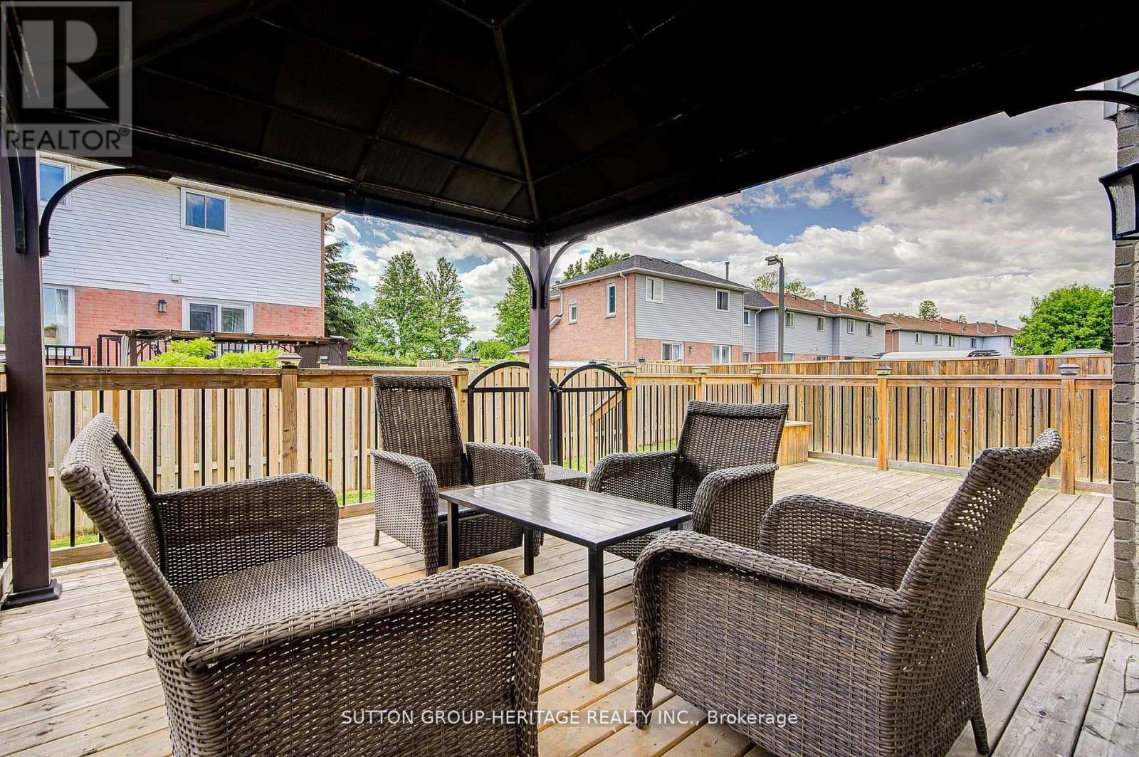 138 REED DRIVE - 36