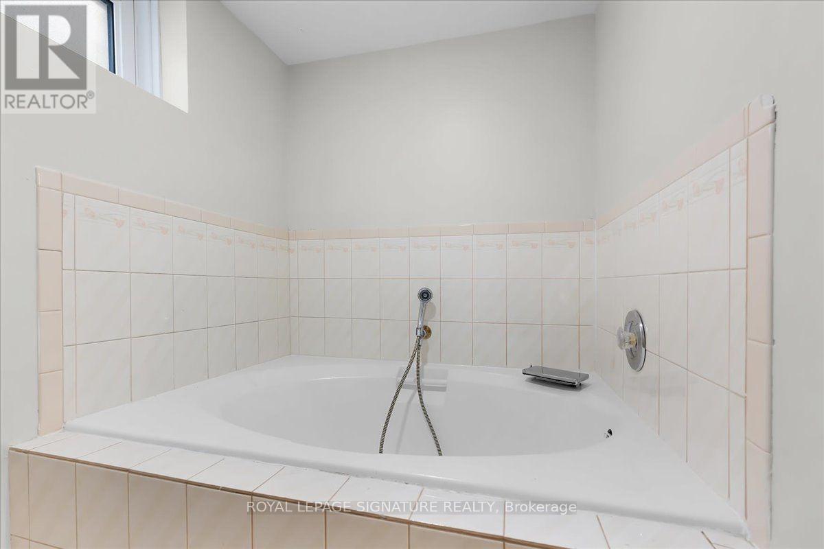 195 PARK ROAD S - 30