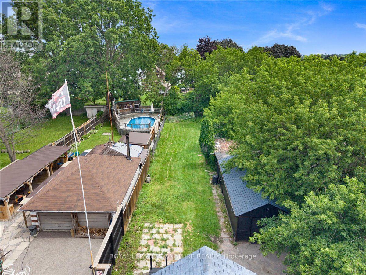 195 PARK ROAD S - 32