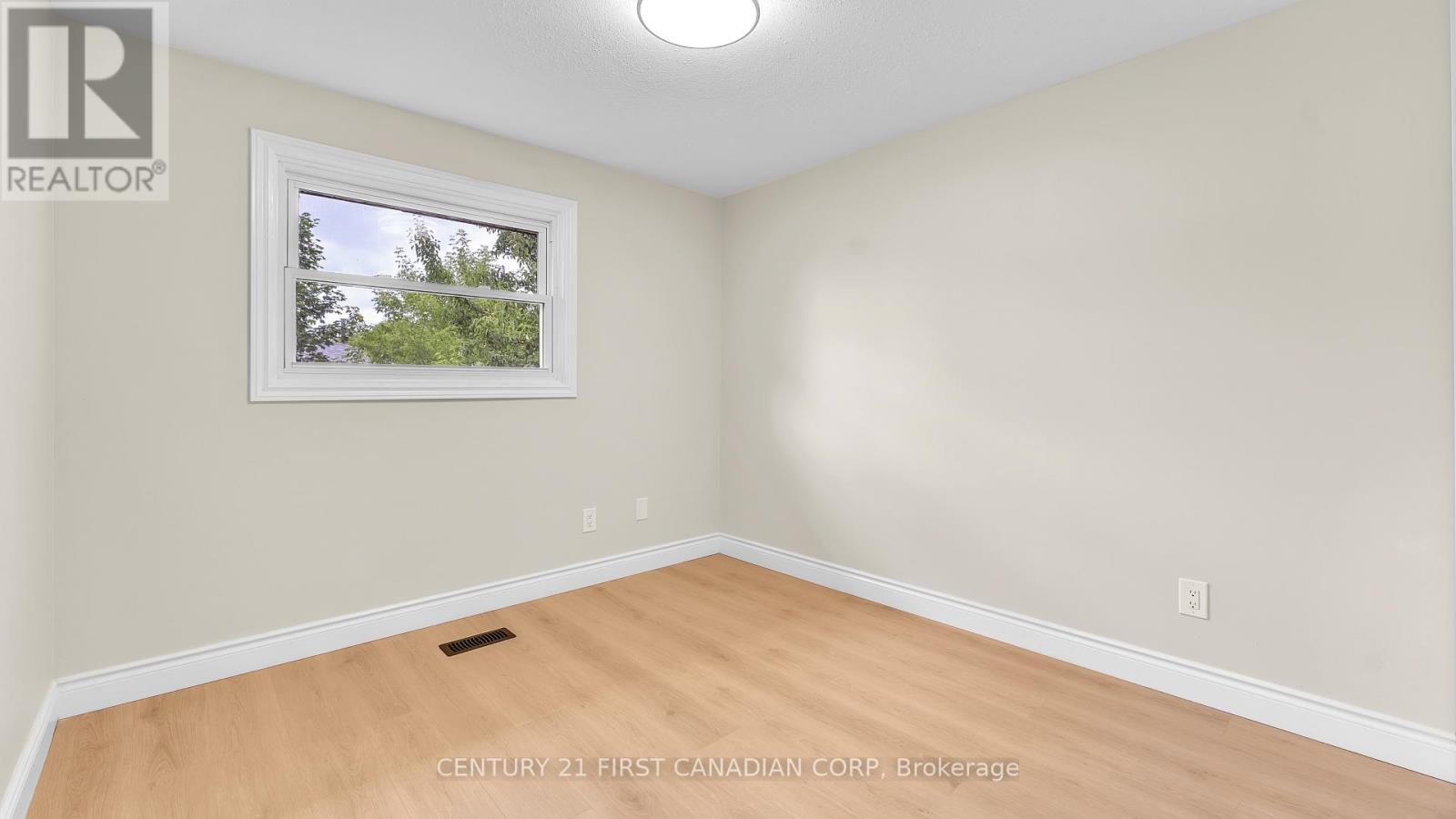 167 CARLYLE DRIVE - 13
