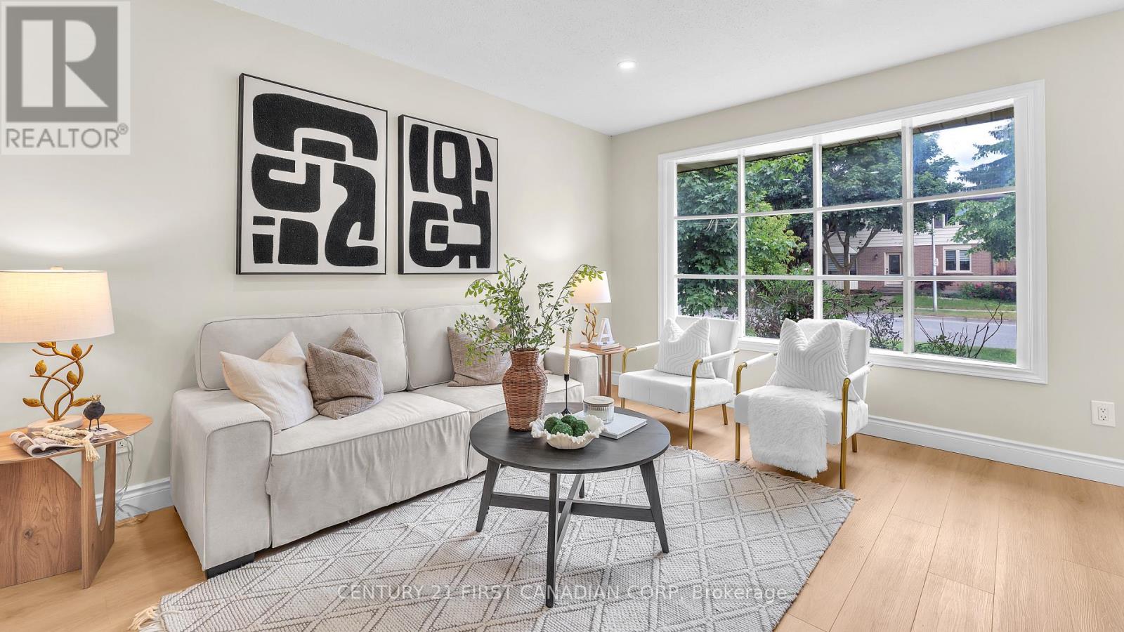 167 CARLYLE DRIVE - 7