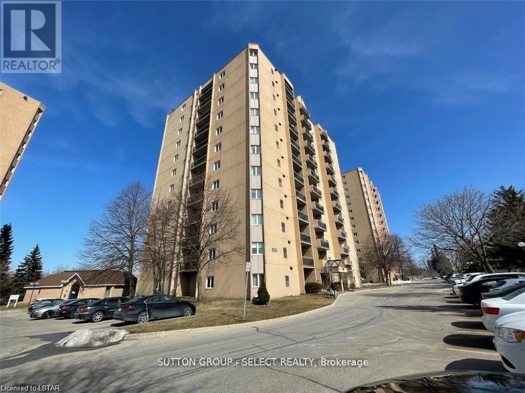 905 - 858 COMMISSIONERS ROAD E, London South (South T)