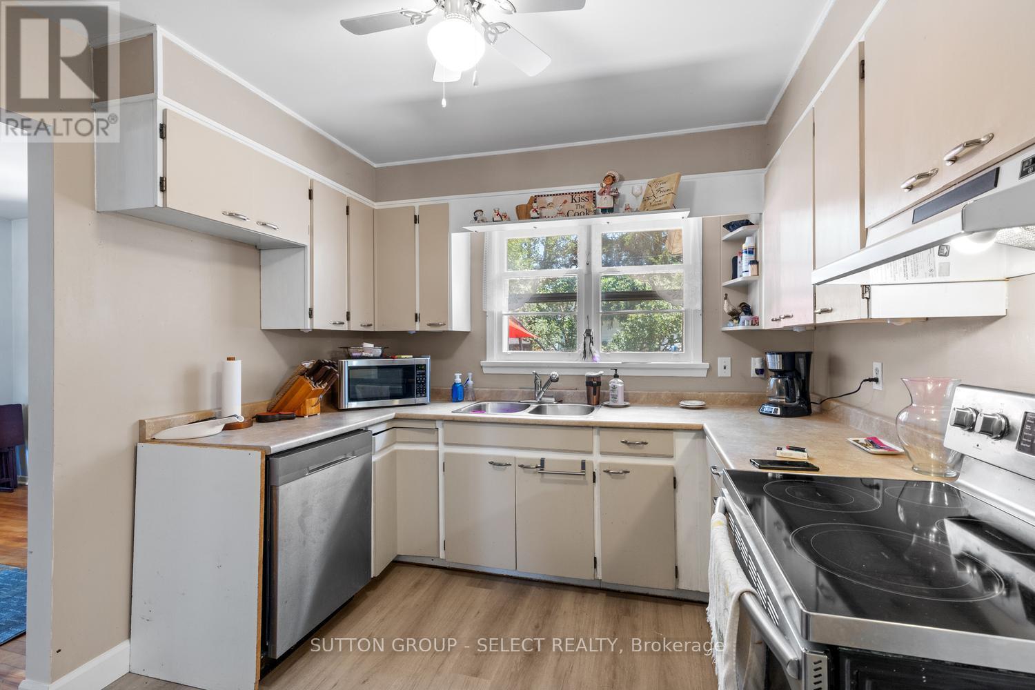 200 RHINE AVENUE - Image 14