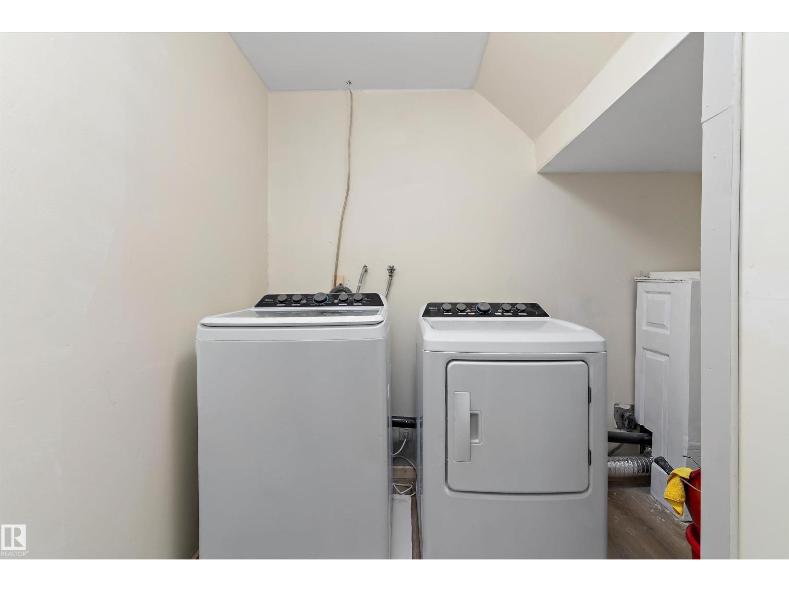 3708 133 AV NW - 19