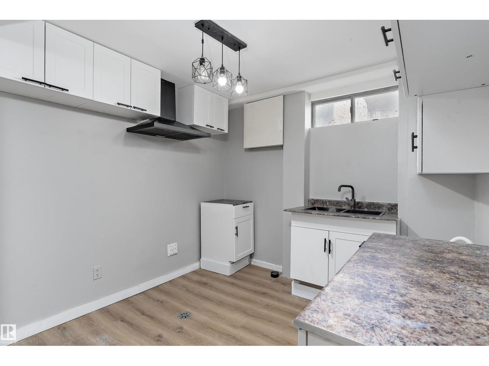 3708 133 AV NW - 23