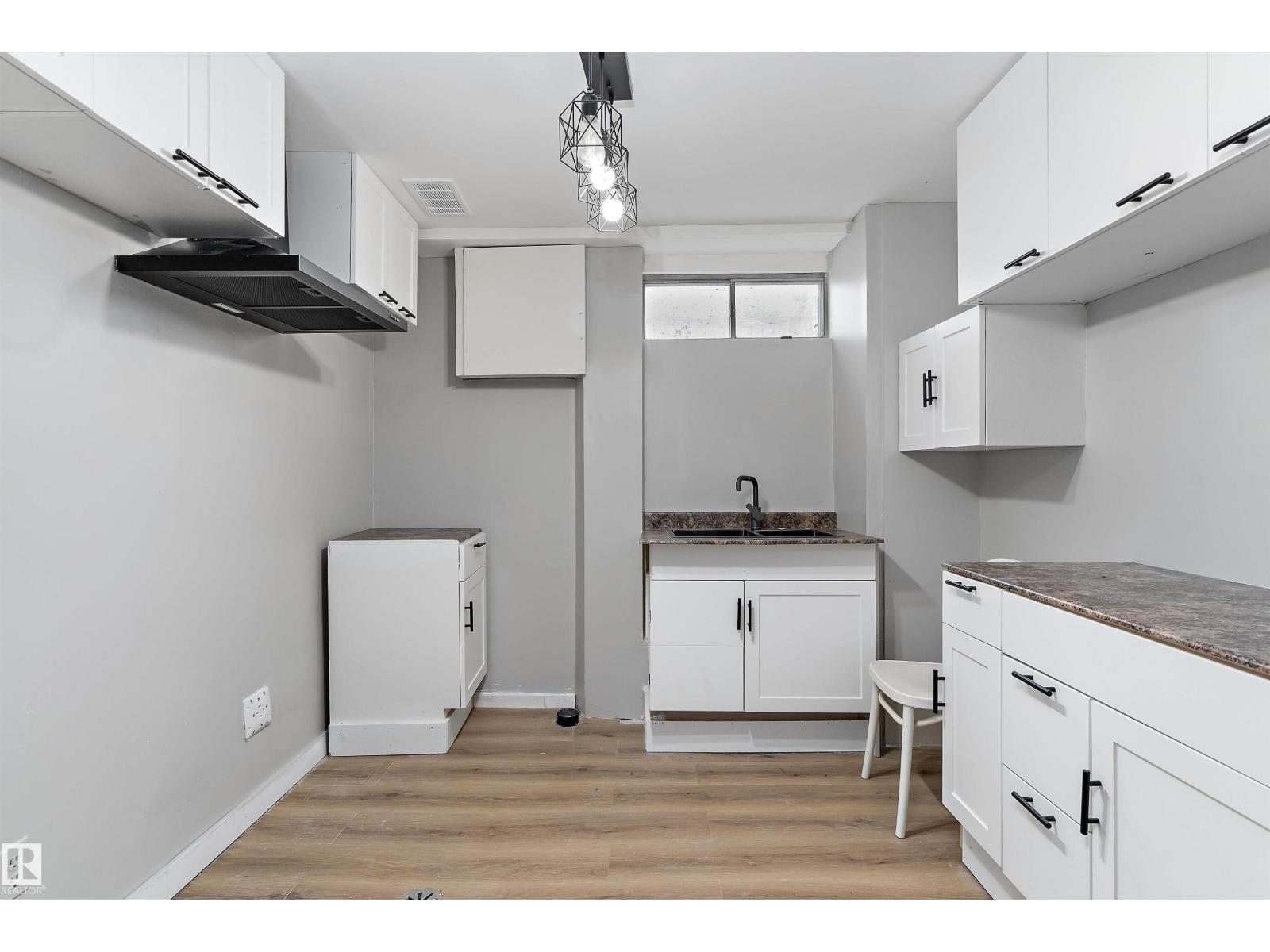 3708 133 AV NW - 24