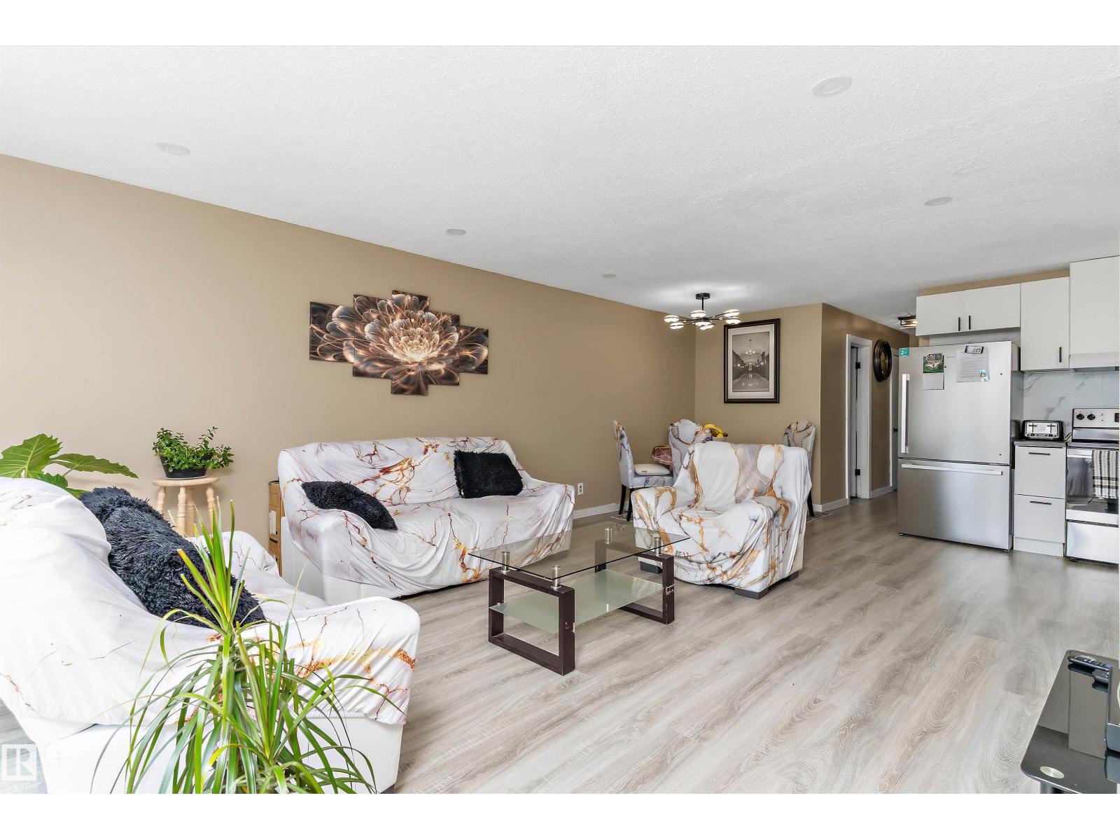 3708 133 AV NW - 3
