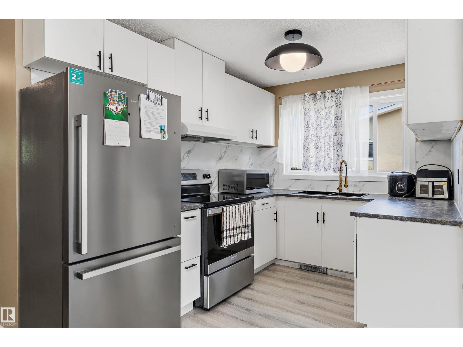3708 133 AV NW - 9