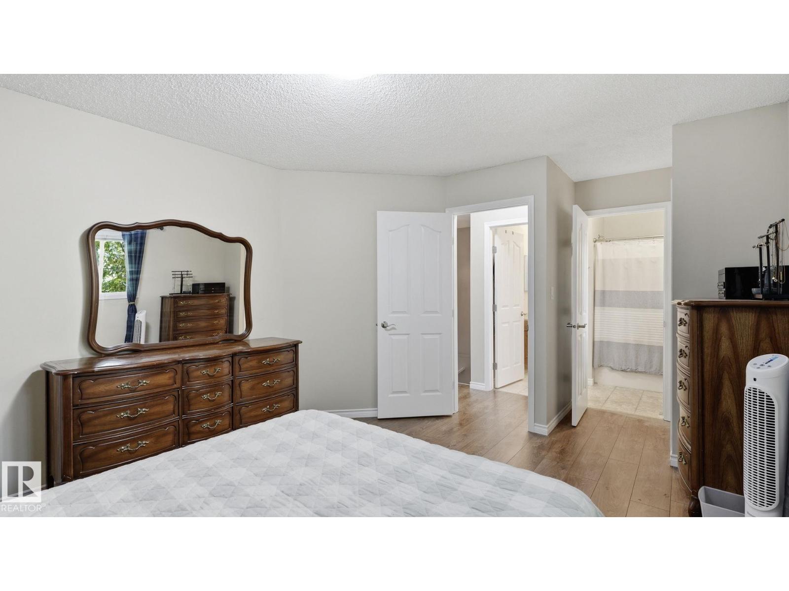 8230 71 ST NW - 21