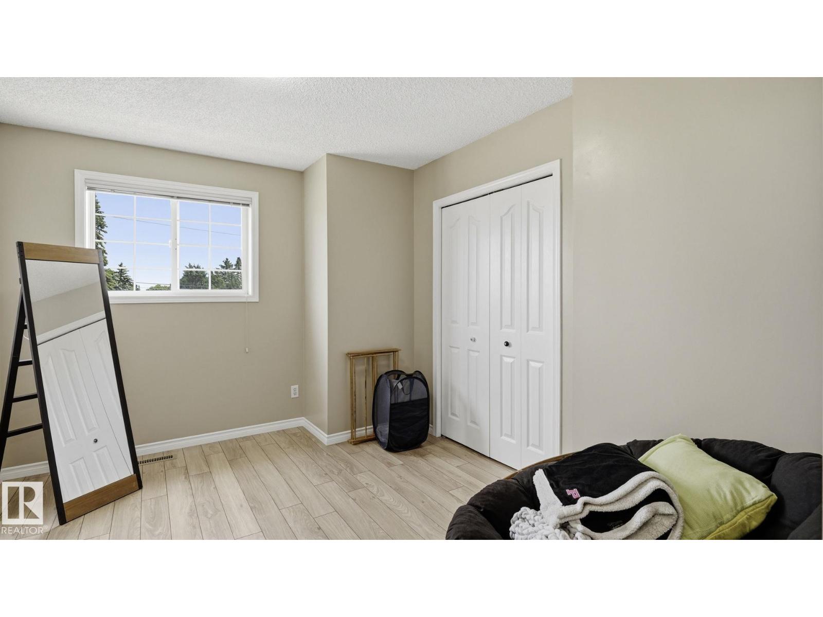 8230 71 ST NW - 22