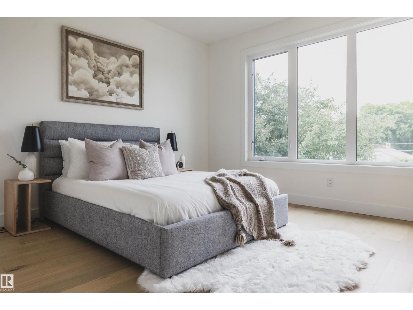 10954 62 AV NW - 21