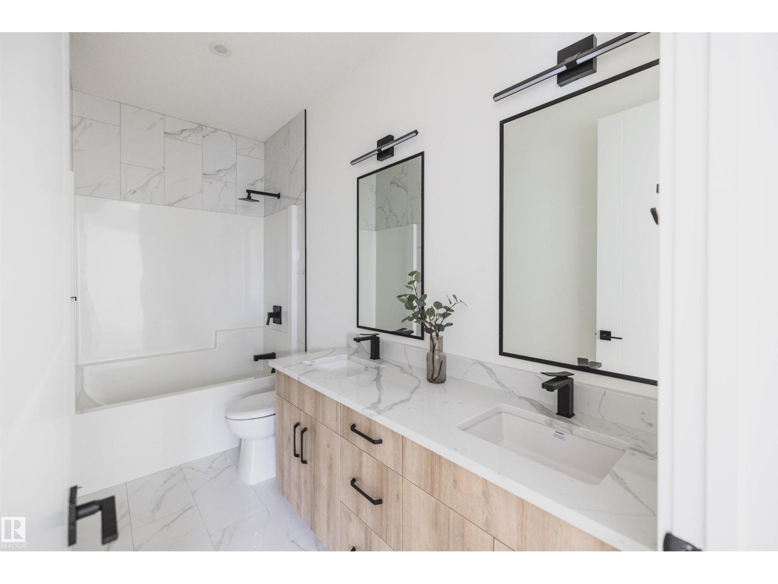 10954 62 AV NW - 30