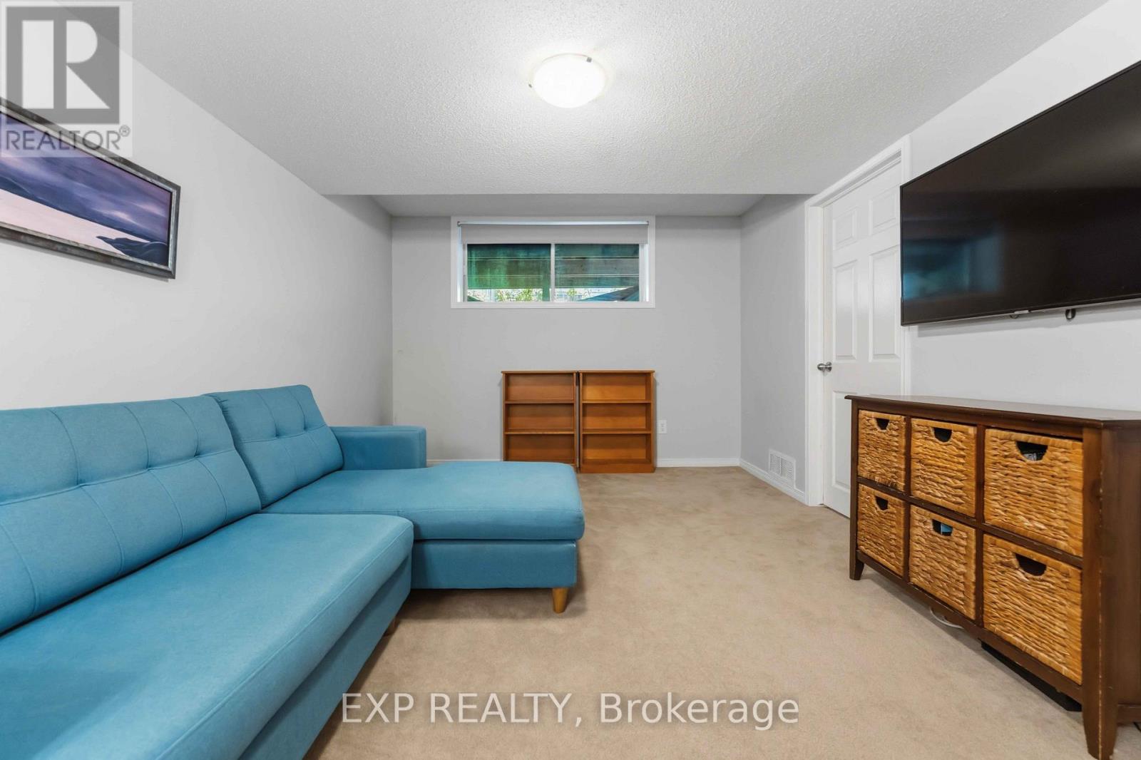 321 BRIGITTA STREET - 23