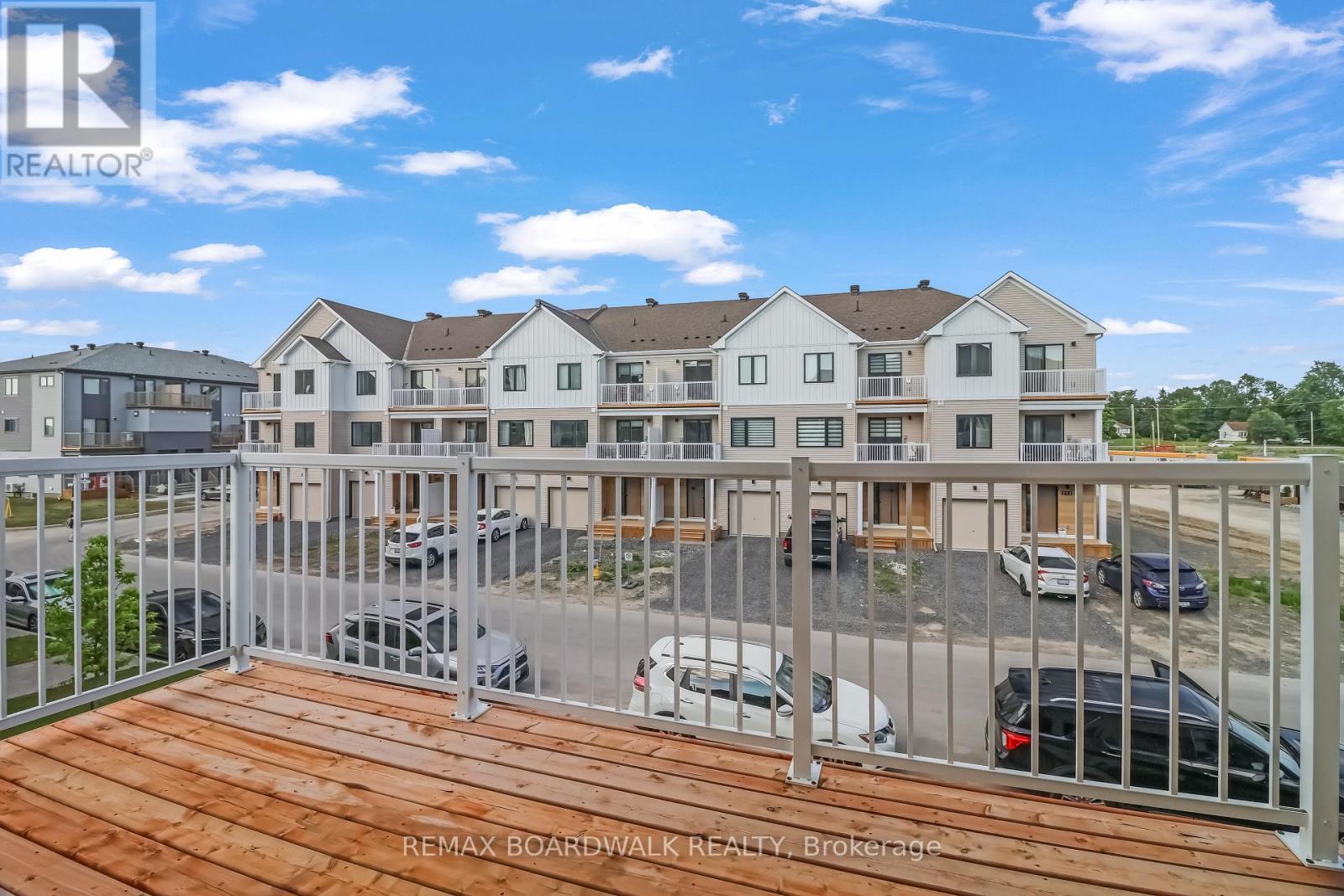 210 VERULAM STREET - 24