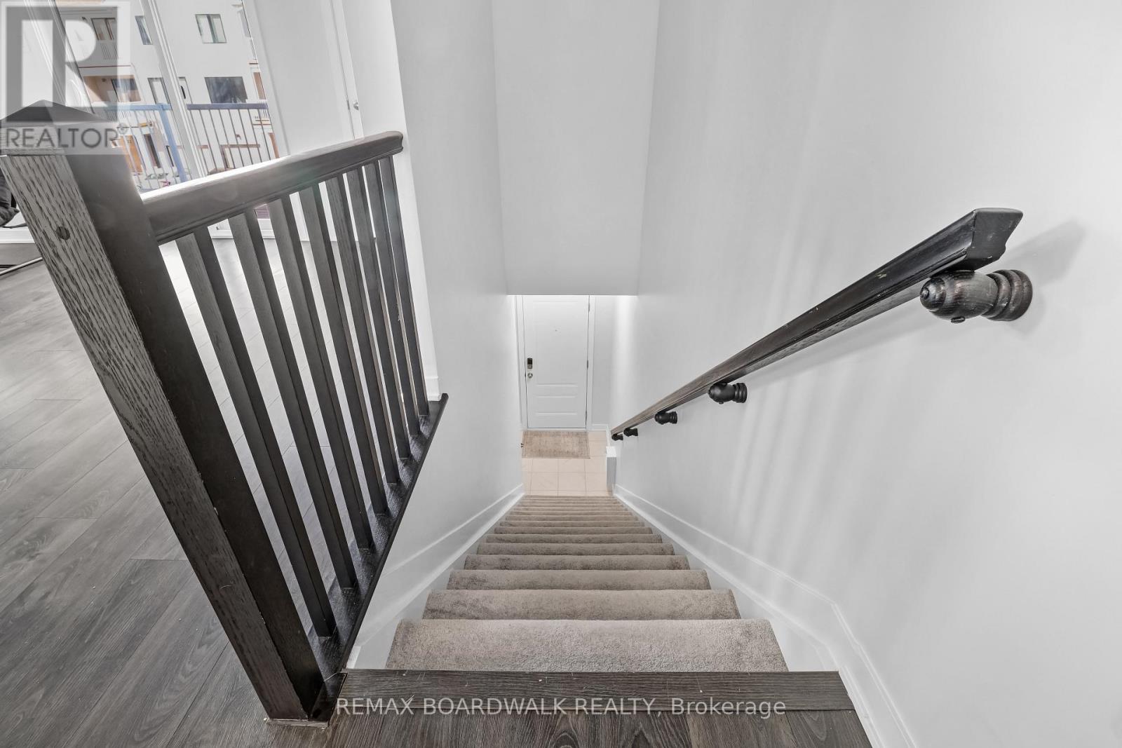 210 VERULAM STREET - 6