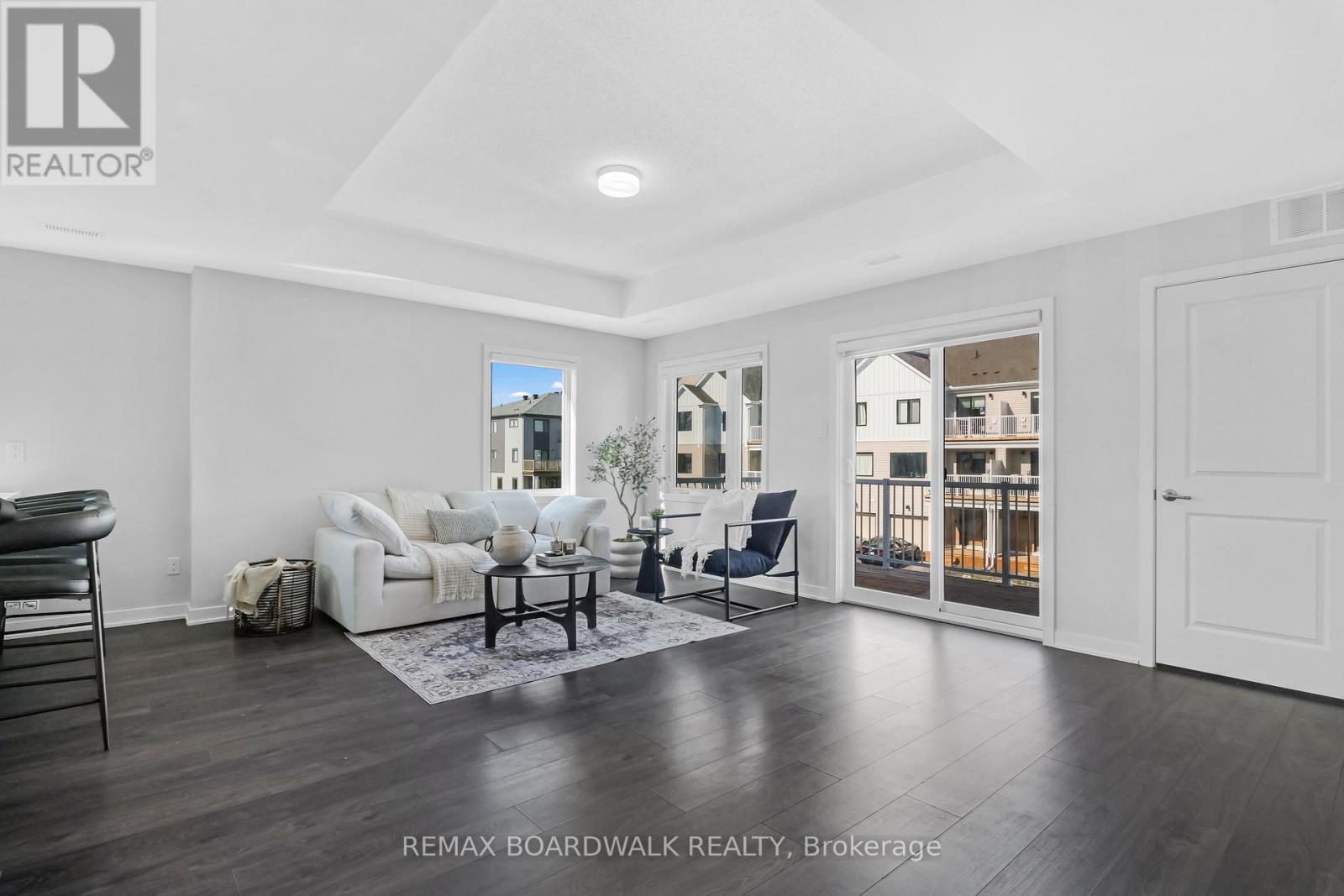 210 VERULAM STREET - 7