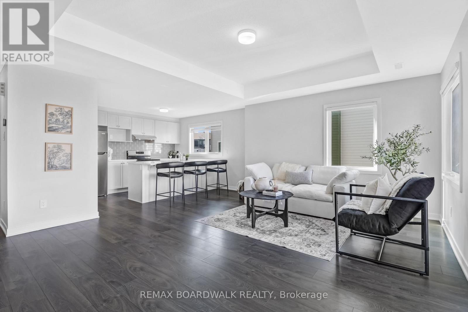 210 VERULAM STREET - 8
