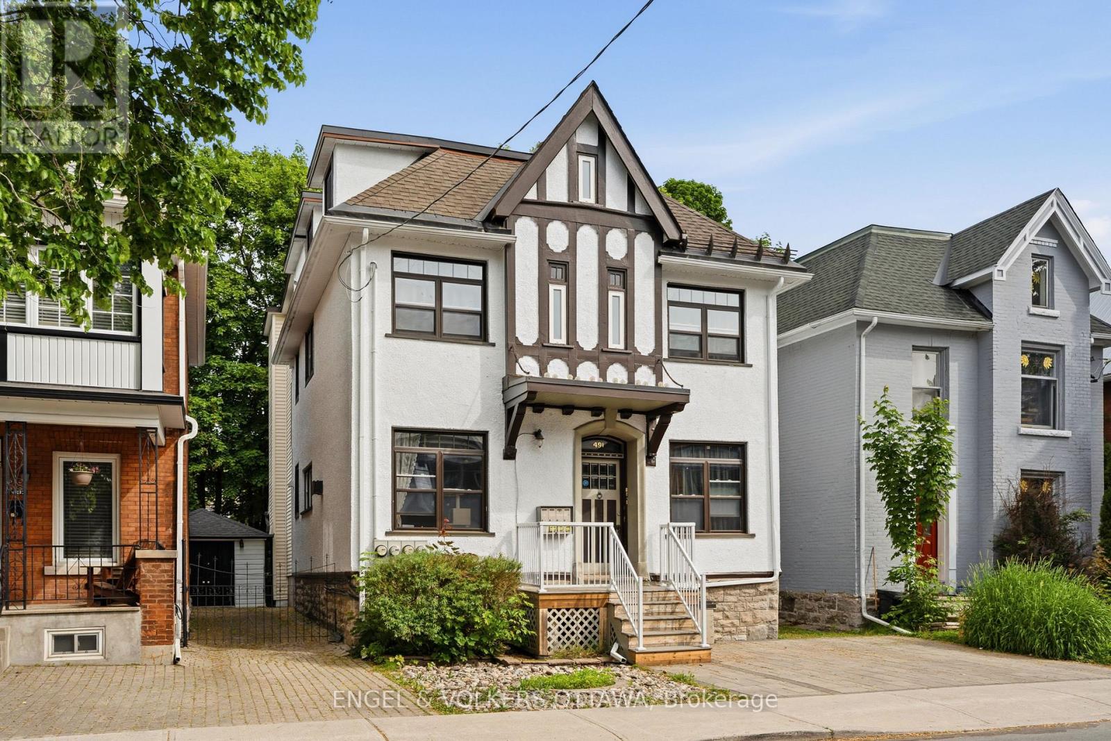 491 MCLEOD STREET - 1