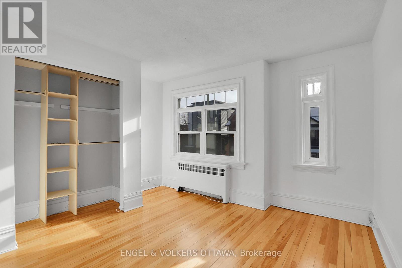 491 MCLEOD STREET - 12